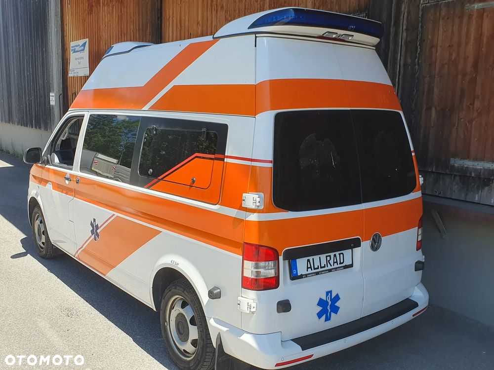 Volkswagen Transporter 4Motion® Ambulans | Karetka 4x4 2.0TDI 180PS BiXenon Led 2015 VW T5.1 Facelifting - 8