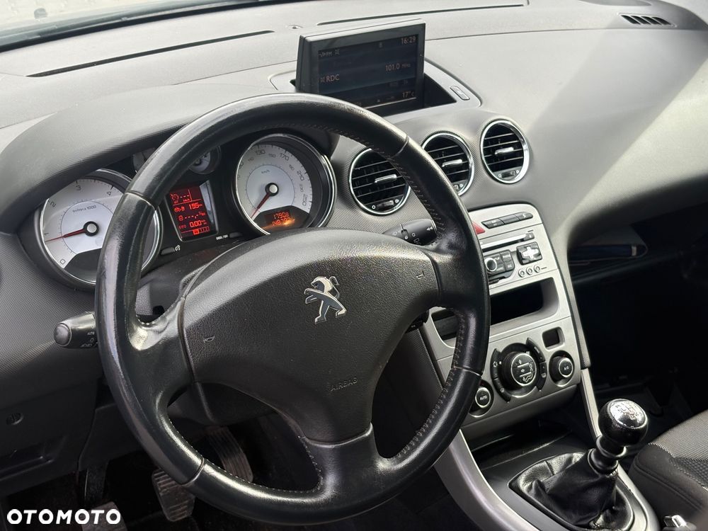 Peugeot 308 1.6 HDi Premium - 12