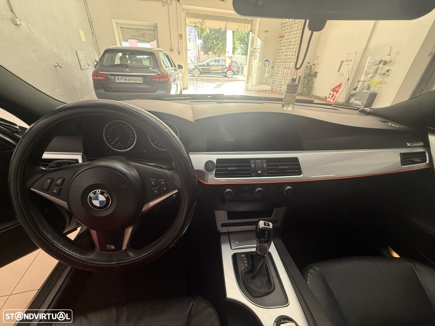 BMW 525 dA - 12