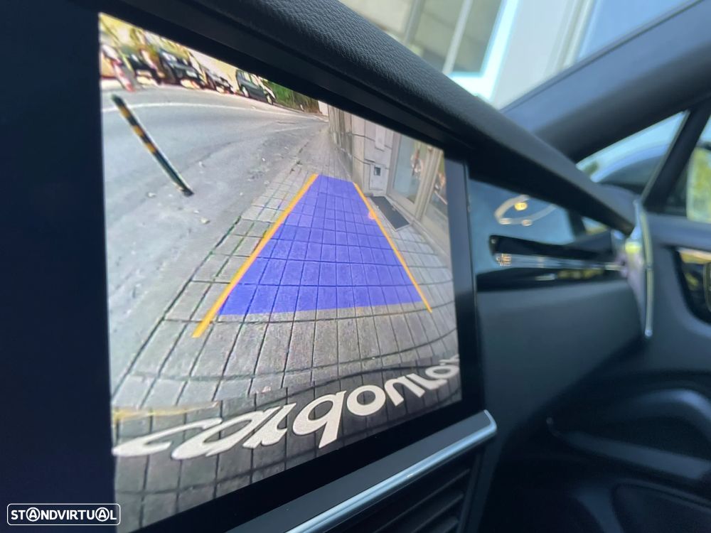 Porsche Cayenne Coupé E-Hybrid - 21