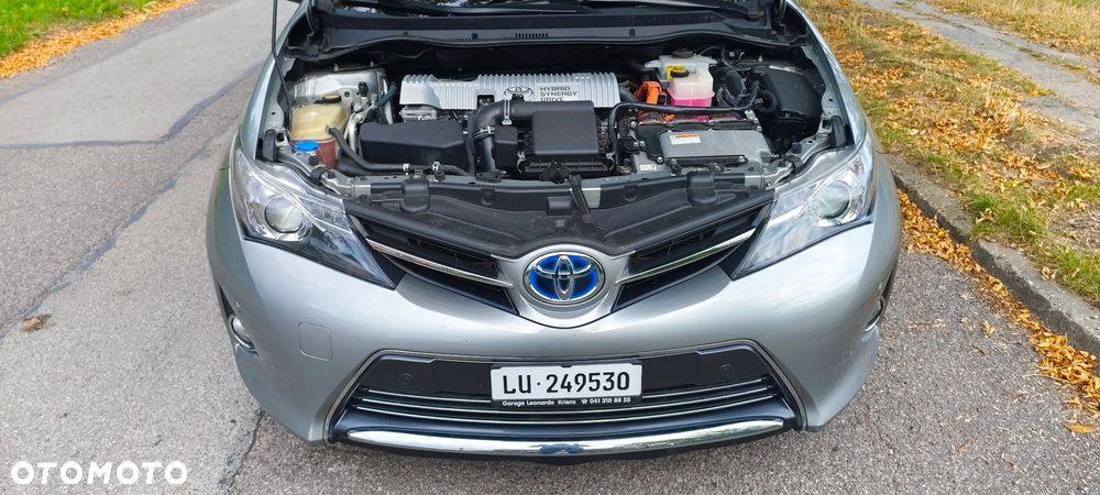 Toyota Auris 1.8 HSD Prestige NAVI - 10