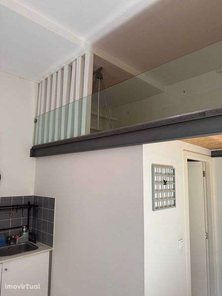 T0 Mezzanine  Centro Porto - Grande imagem: 4/12