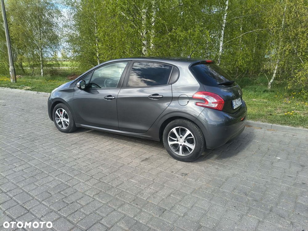 Peugeot 208 1.4 HDi Active - 9