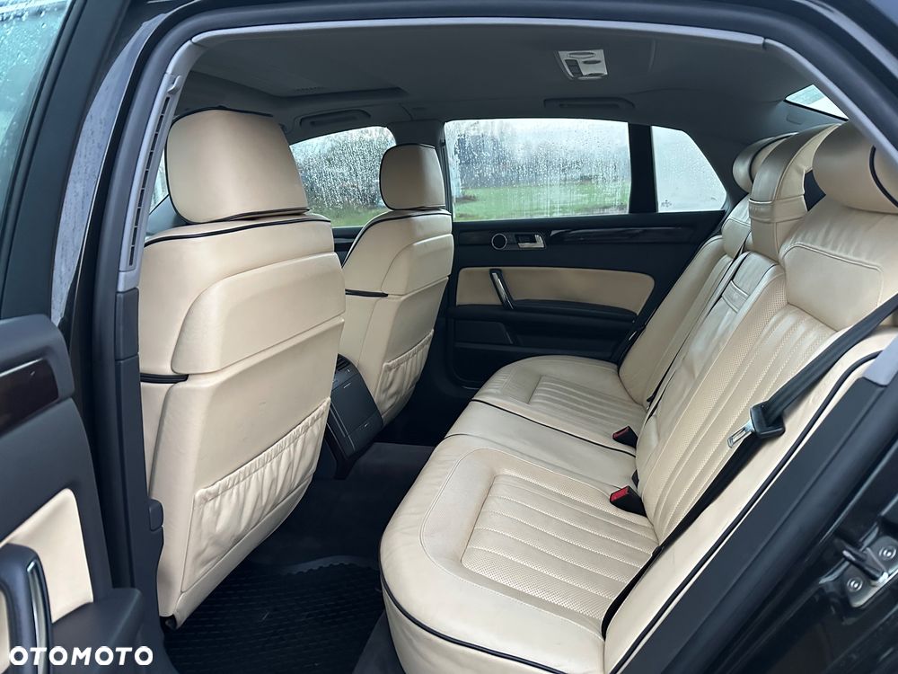 Volkswagen Phaeton - 18