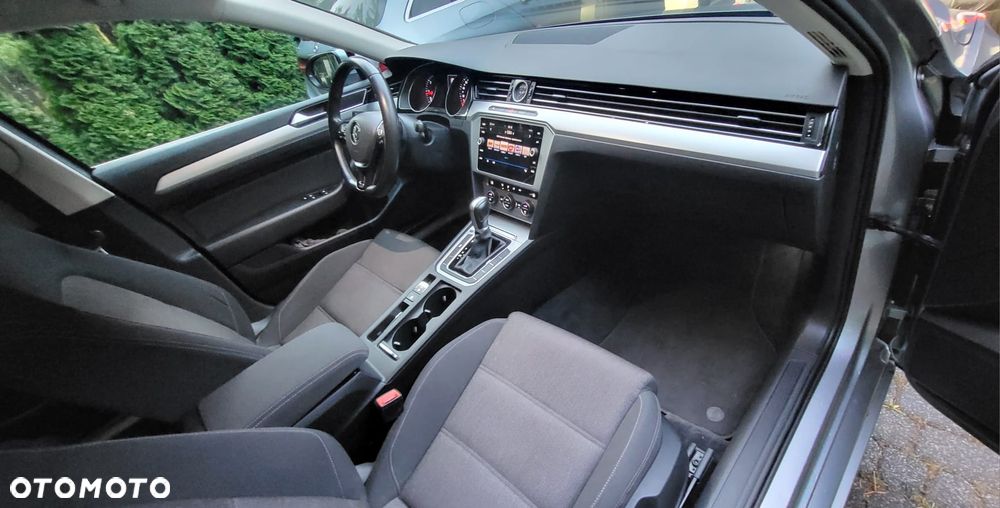 Volkswagen Passat 2.0 TDI BMT Comfortline DSG7 - 12