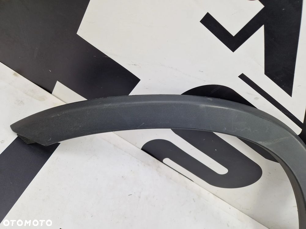 Listwa nakładka lewego przedniego błotnika na błotnik Fiat Panda III 4x4 od 2012 roku - 2