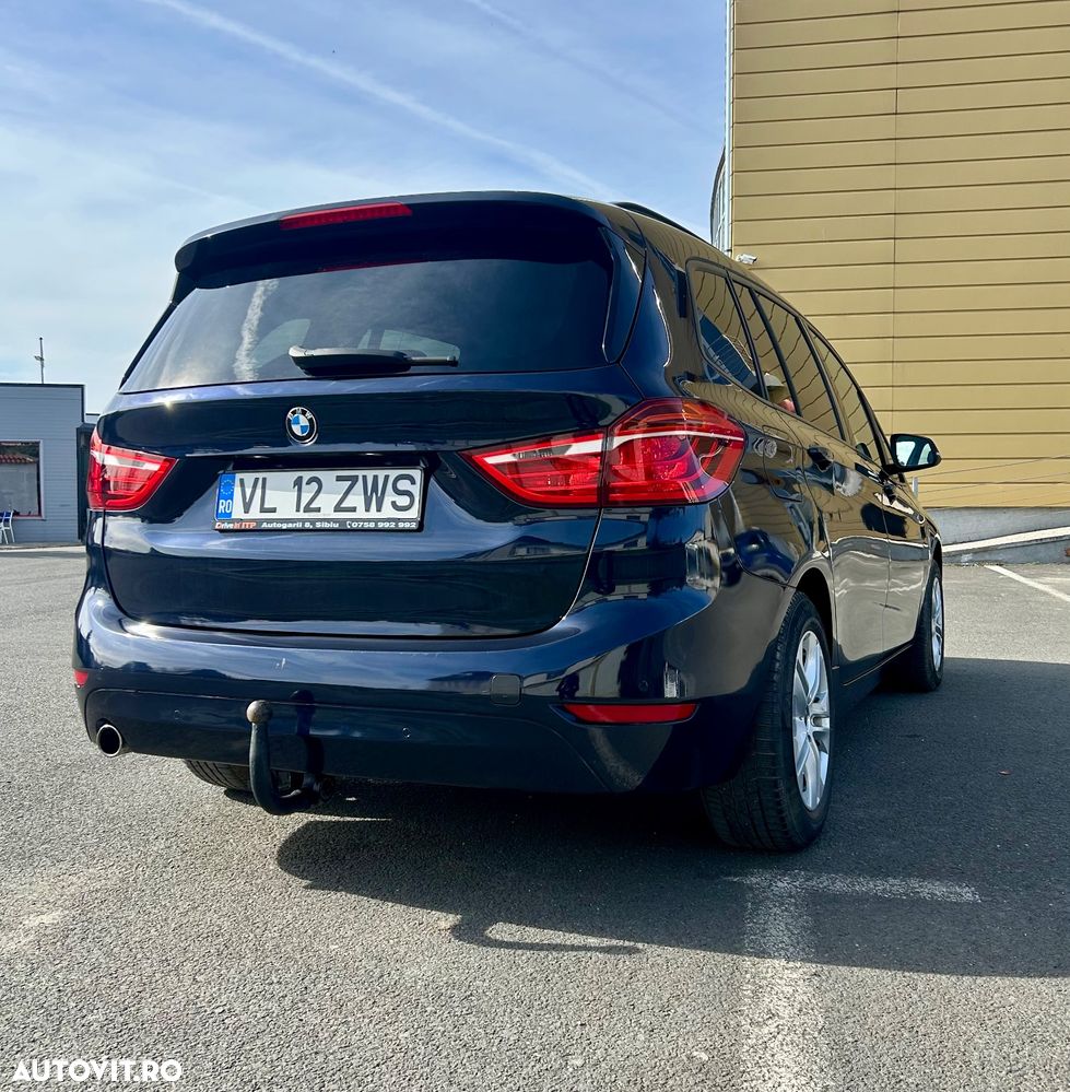 BMW Seria 2 216d Standard - 3