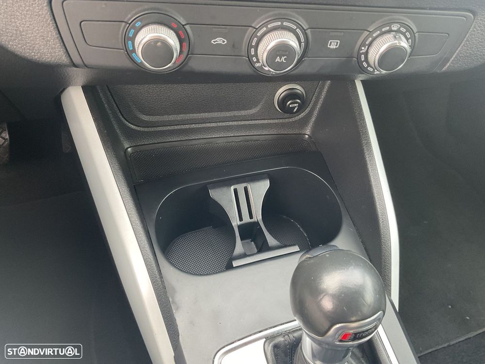 Audi Q2 1.6 TDI Design S tronic - 31