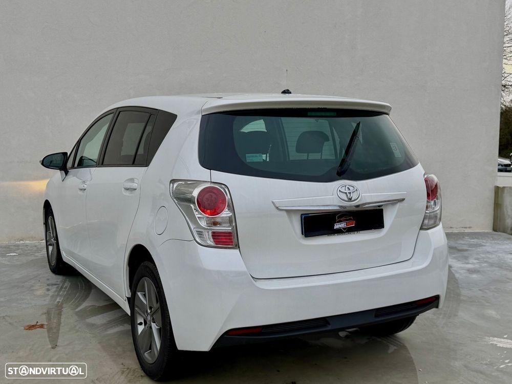 Toyota Verso 1.6 D-4D Active - 15