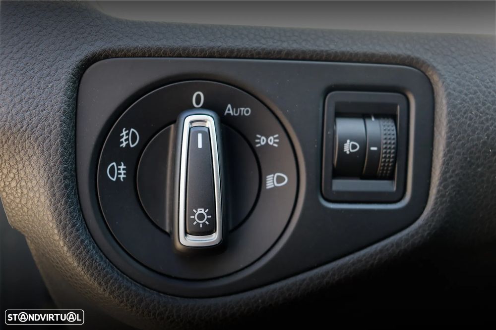 VW Golf Variant 1.6 TDi Confortline - 20