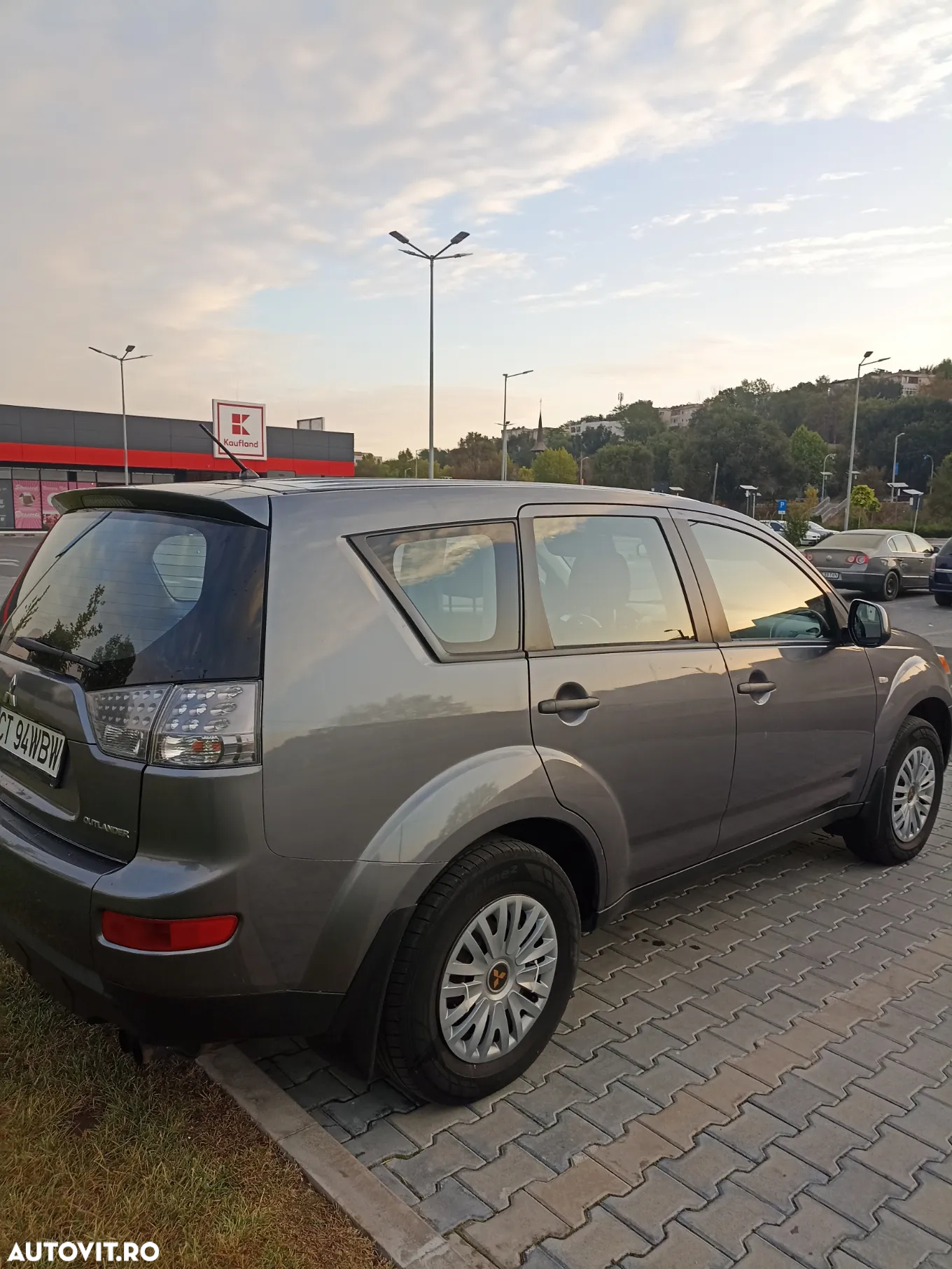 Mitsubishi Outlander 2.0 DI-D Instyle - 3