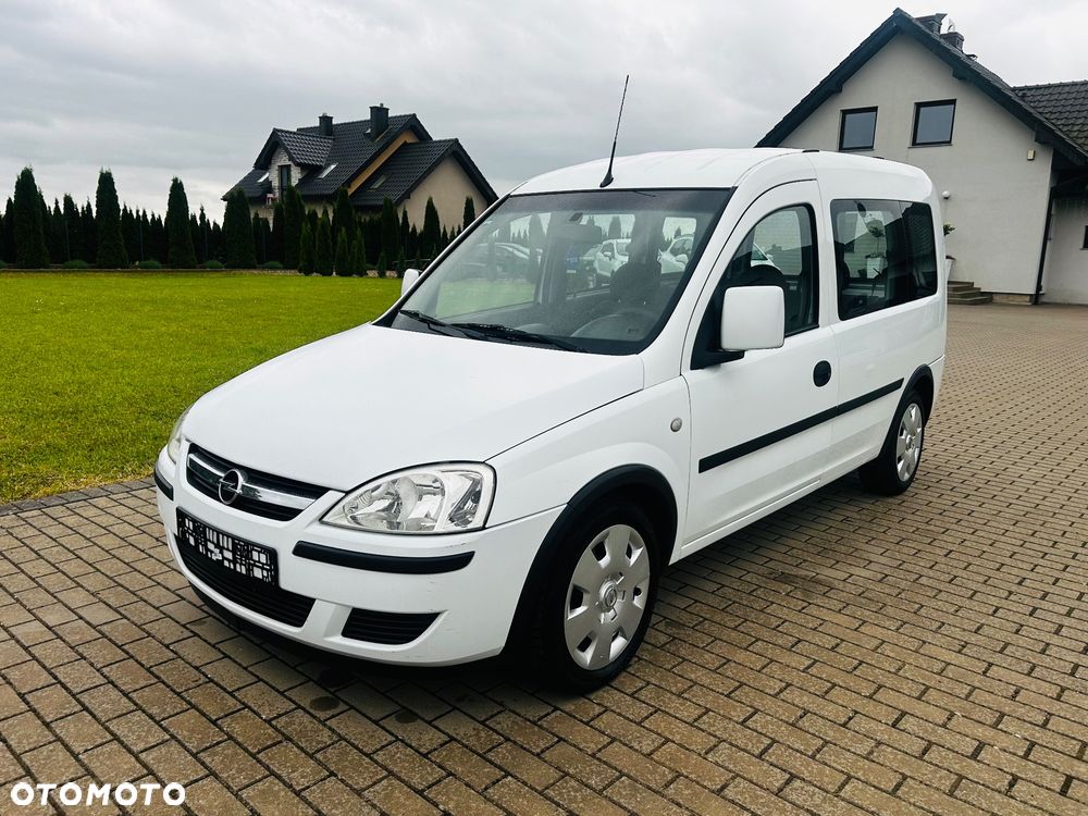 Opel Combo Tour Enjoy - 9