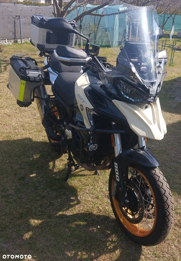 QJMOTOR SRT 800SX - 9