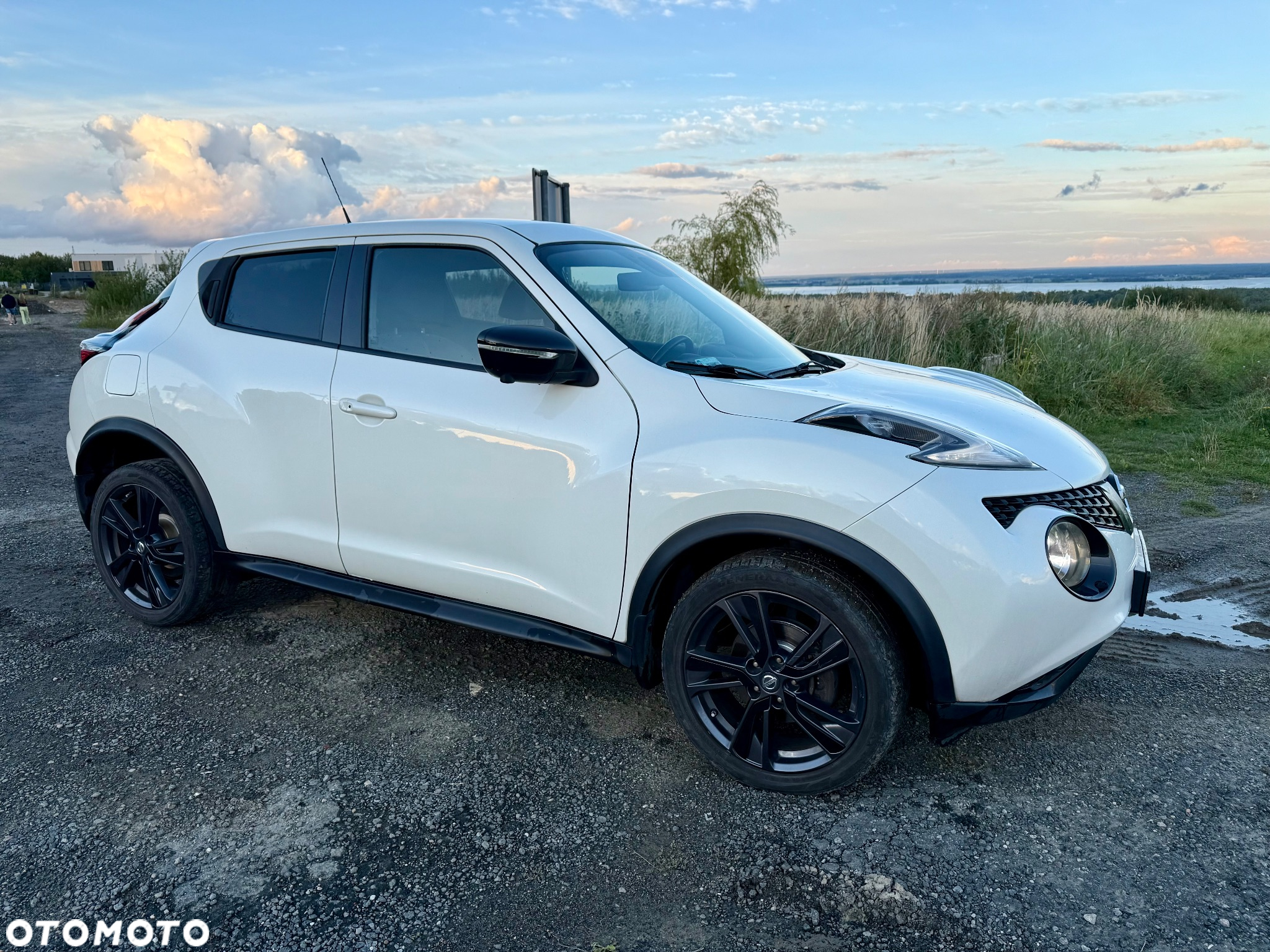 Nissan Juke 1.2 DIG-T N-Connecta EU6 - 8