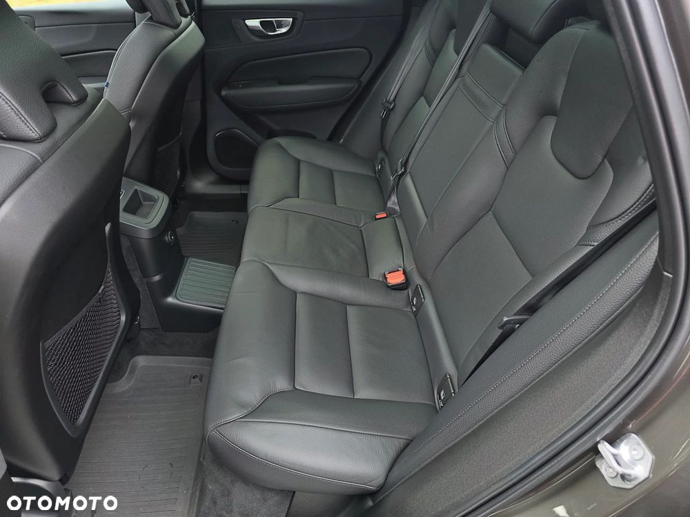 Volvo XC 60 - 29