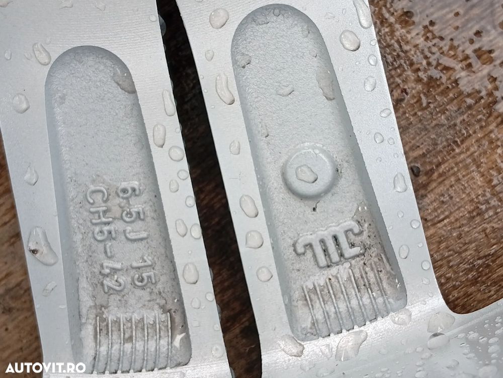 VAND  JANTE  ALIAJ NOI PEUGEOT - CITROEN  DS   5X108 - 5