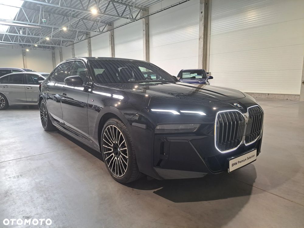 BMW i7 105.7kWh xDrive60 - 3