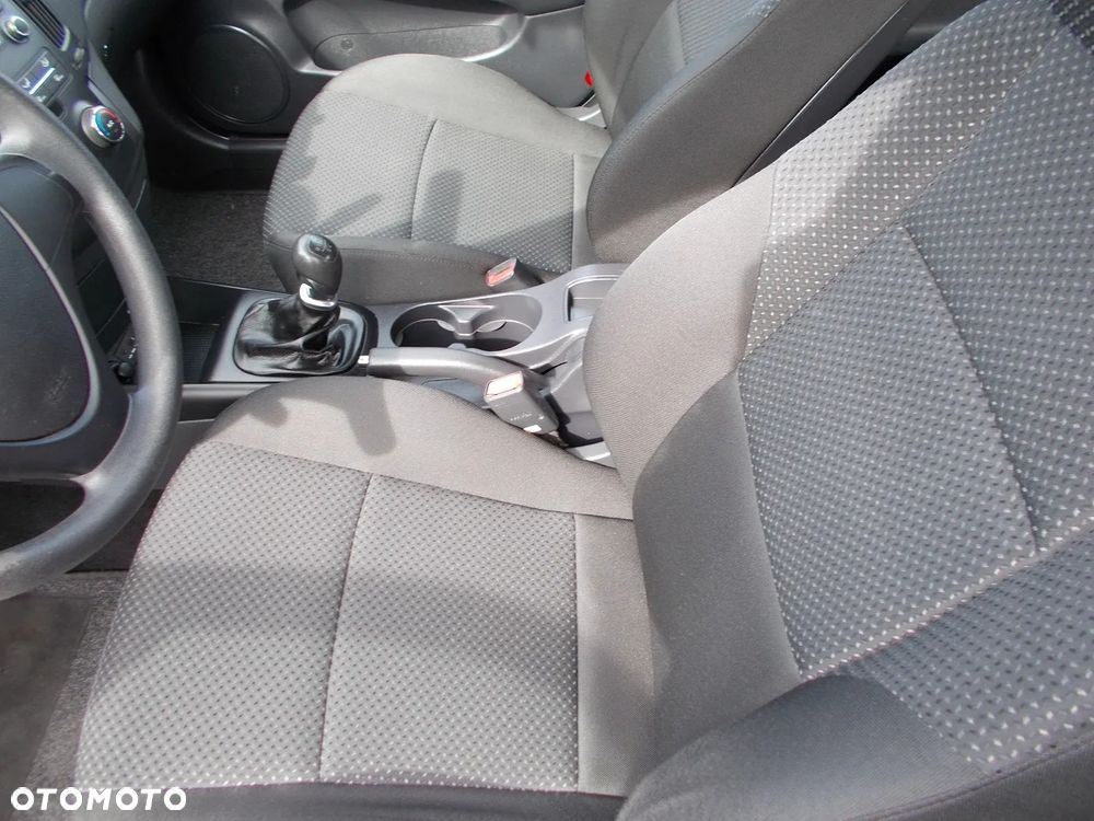 Hyundai i30 1.4 Comfort - 18