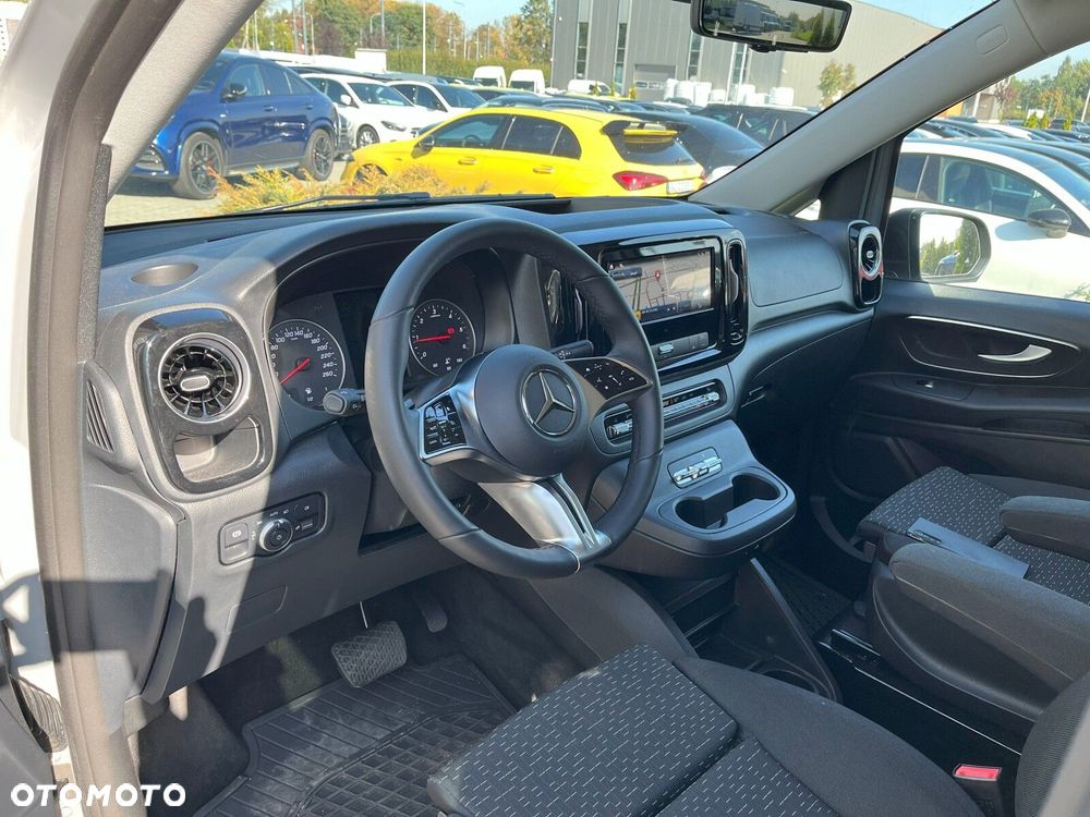 Mercedes-Benz Vito - 10