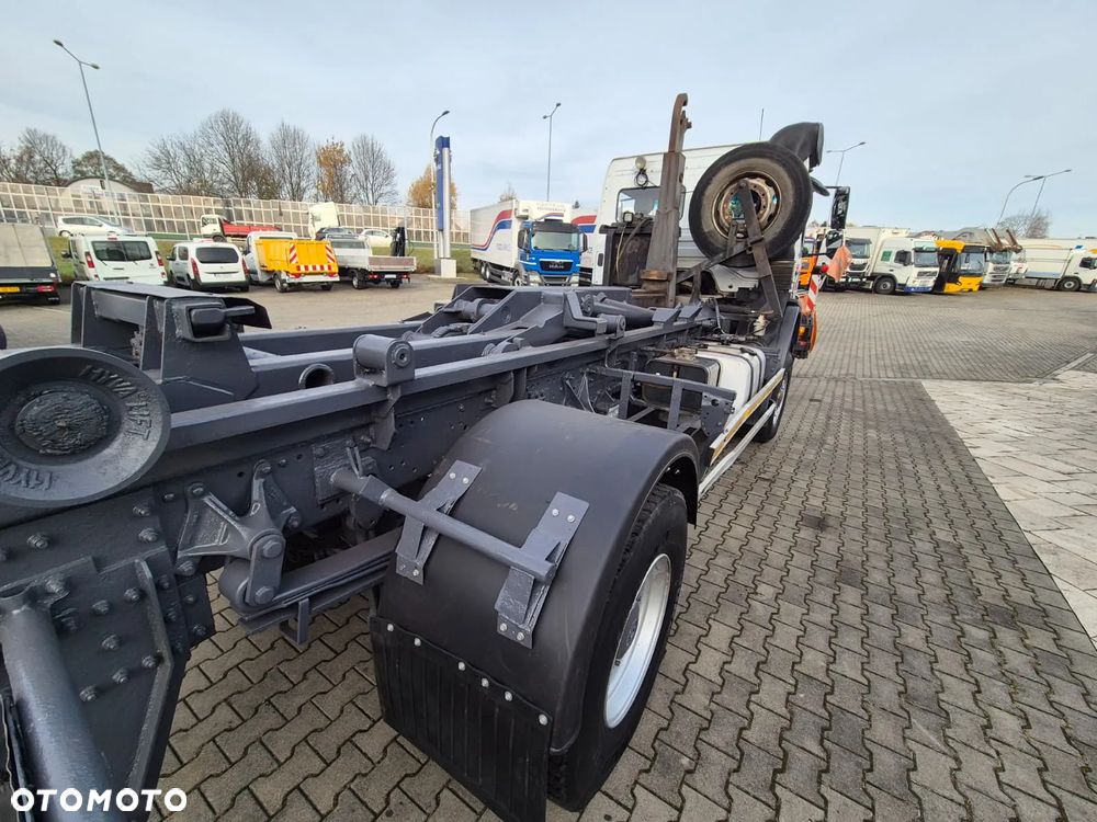 Mercedes-Benz Axor 18.33 4X4 / HAKOWIEC / PŁUG ŚNIEŻNY / SCHMIDT / BLOKADY MOSTÓW / ODRESTAUROWANY / SERWISOWANY / 1 WŁ. / UDT I TRANSPORT MOŻLIWY - 21
