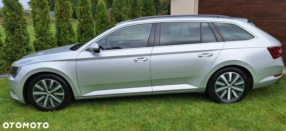 Skoda Superb 1.6 TDI Active Greenline - 4