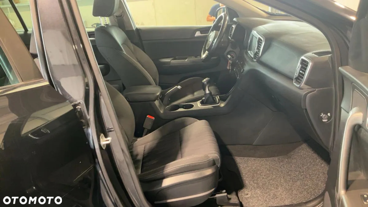 Kia Sportage 1.7 CRDI 2WD Dream-Team Edition - 7