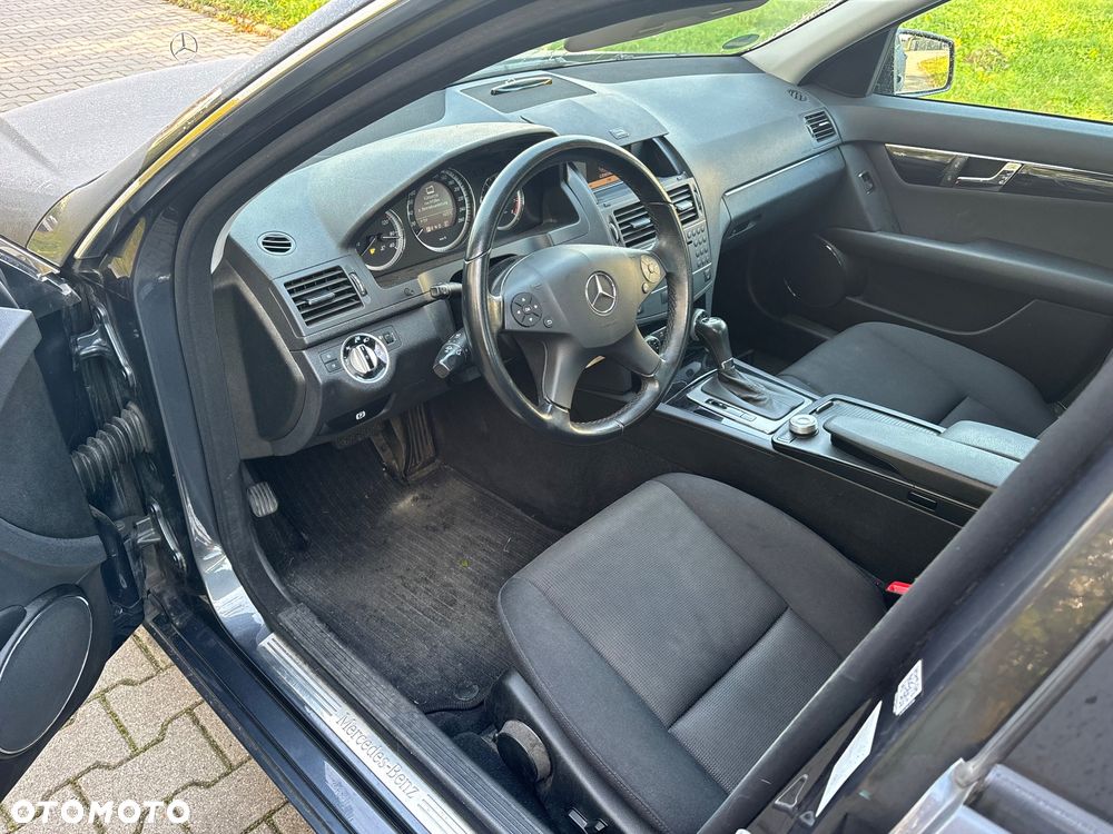 Mercedes-Benz Klasa C 180 T BlueEFFICIENCY 7G-TRONIC - 9