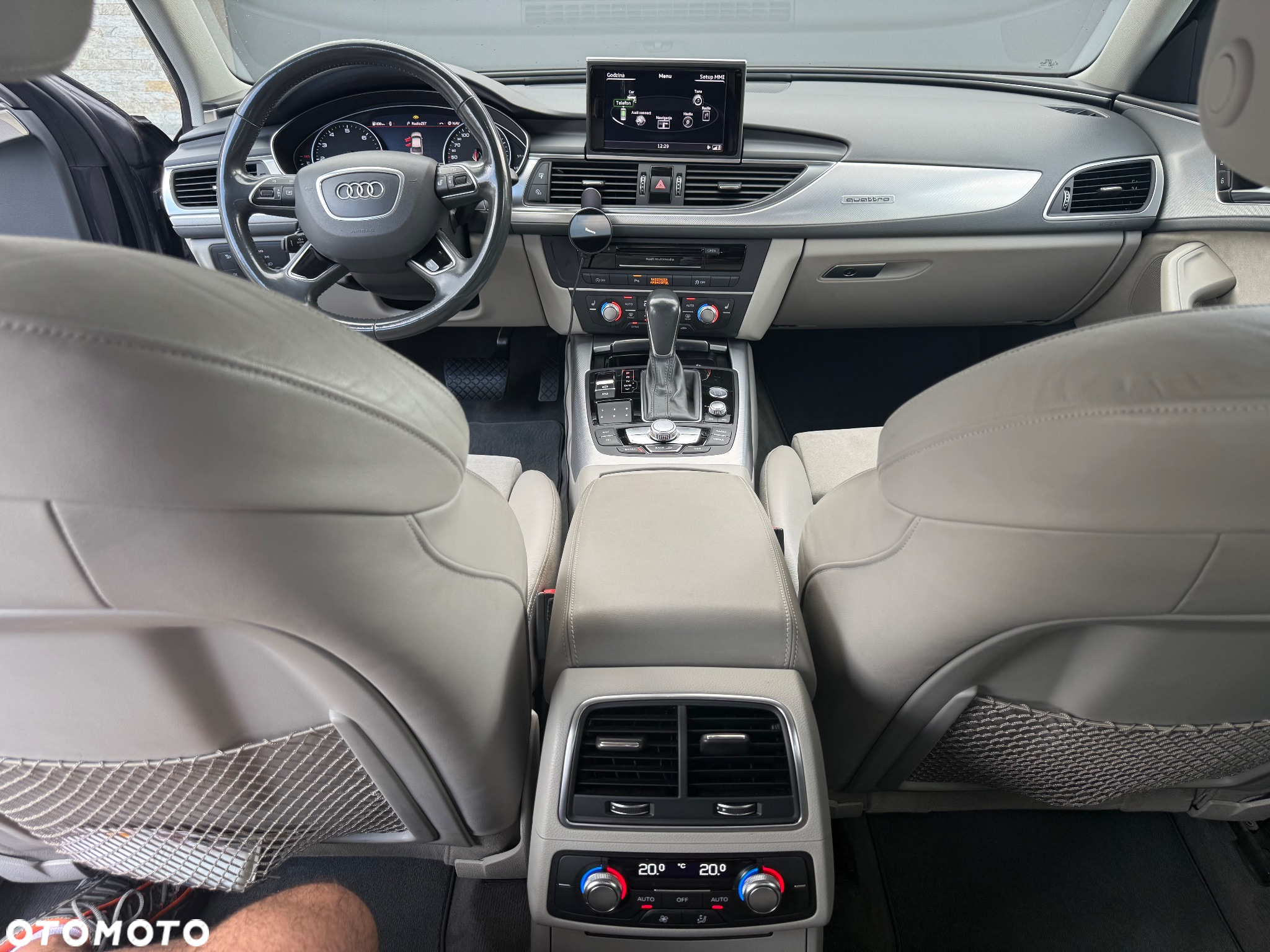 Audi A6 - 12