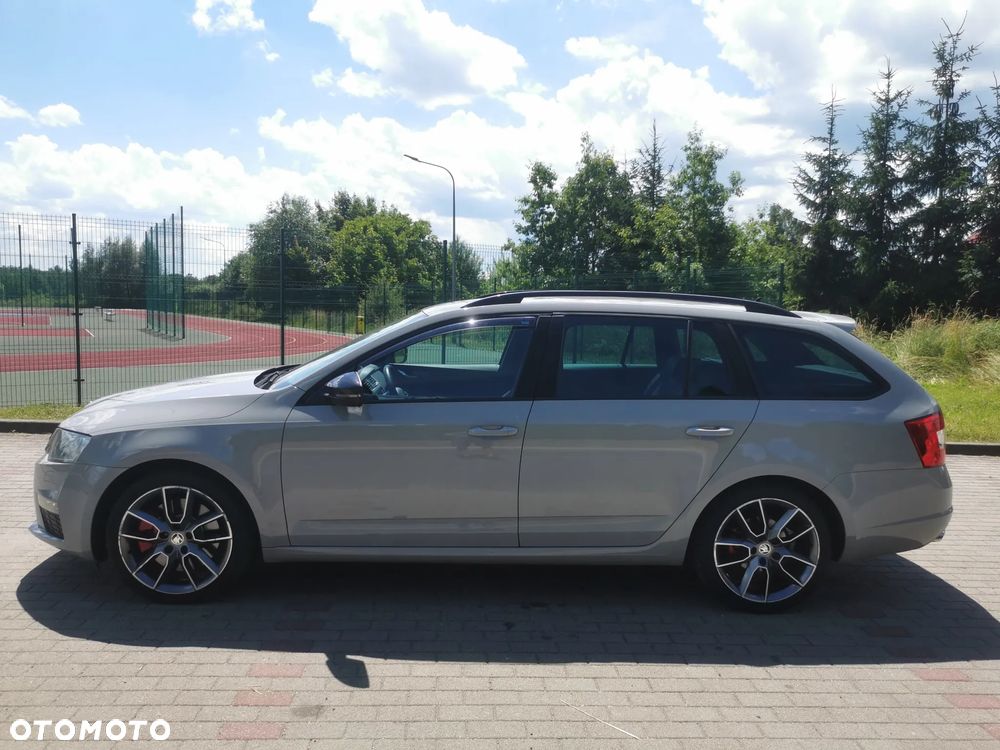 Skoda Octavia 2.0 TDI DSG RS - 3