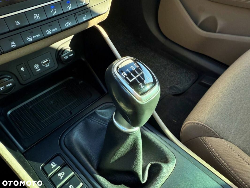 Hyundai Tucson 1.6 GDi Style 2WD - 24