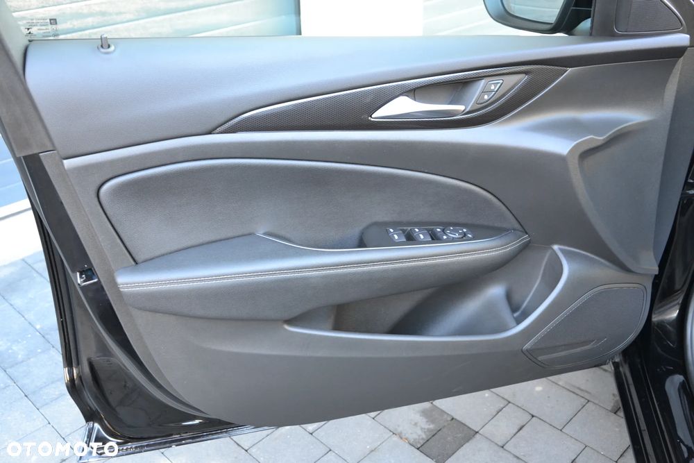 Opel Insignia - 31
