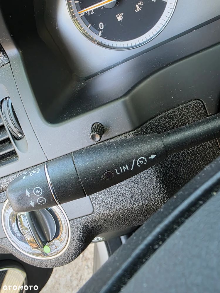 Mercedes-Benz Klasa C 220 CDI Elegance - 30