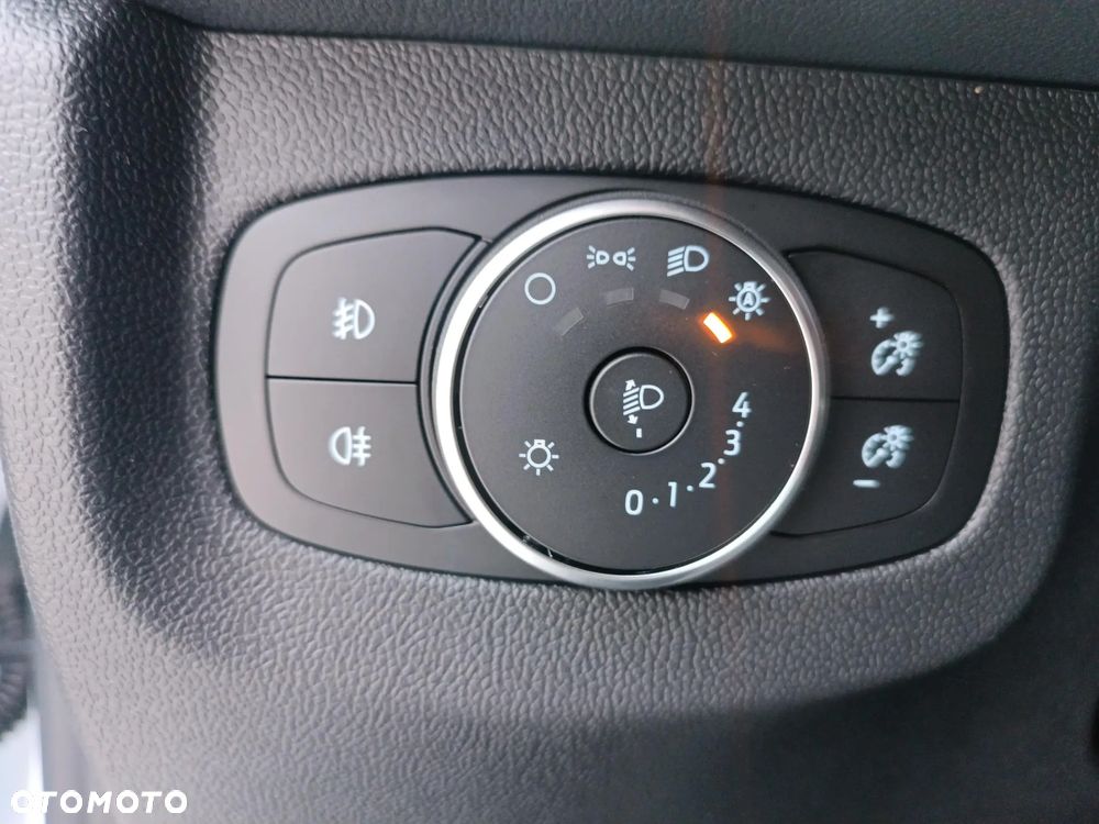 Ford Transit Courier Trend - 23