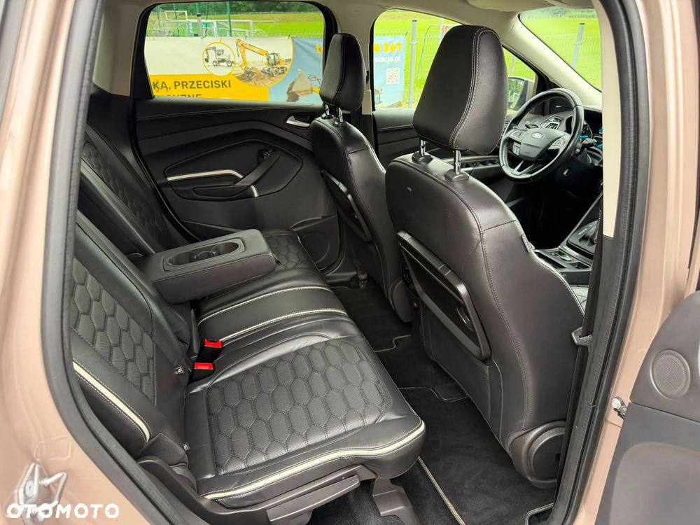 Ford Kuga 1.5 EcoBoost 4x4 Vignale - 19