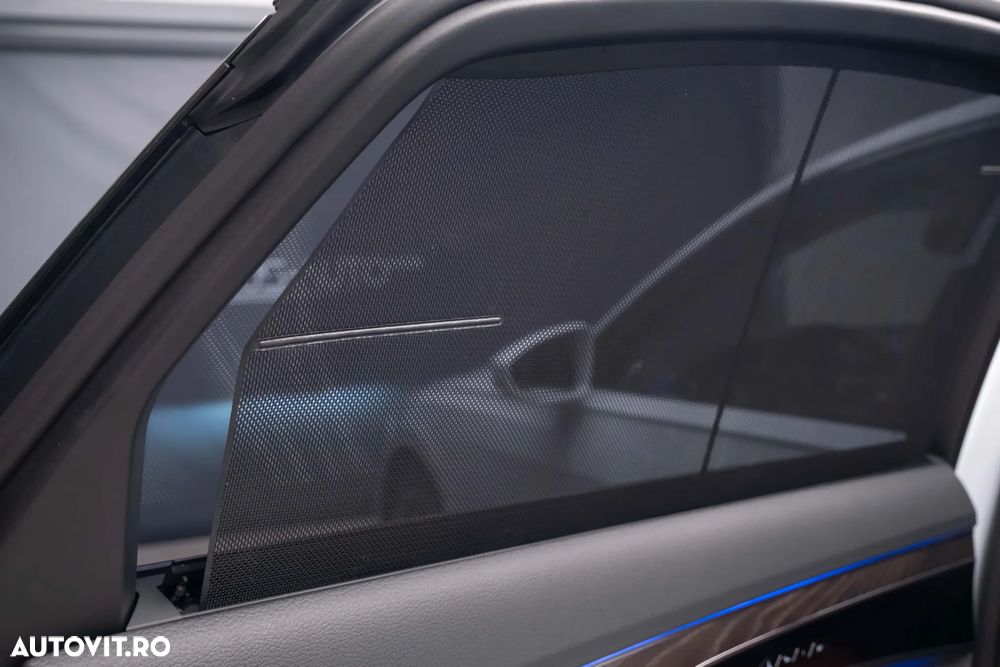 Audi A8 - 32