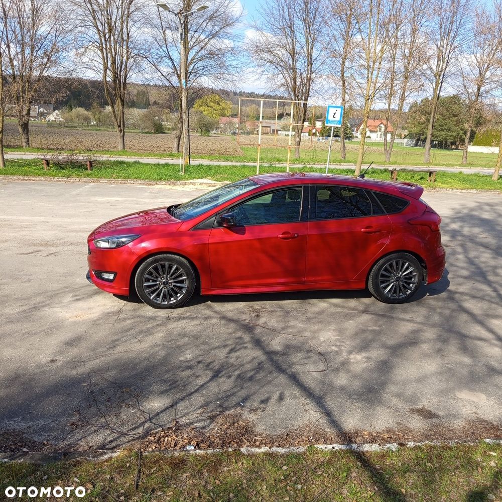 Ford Focus 1.5 EcoBoost ST-Line - 10