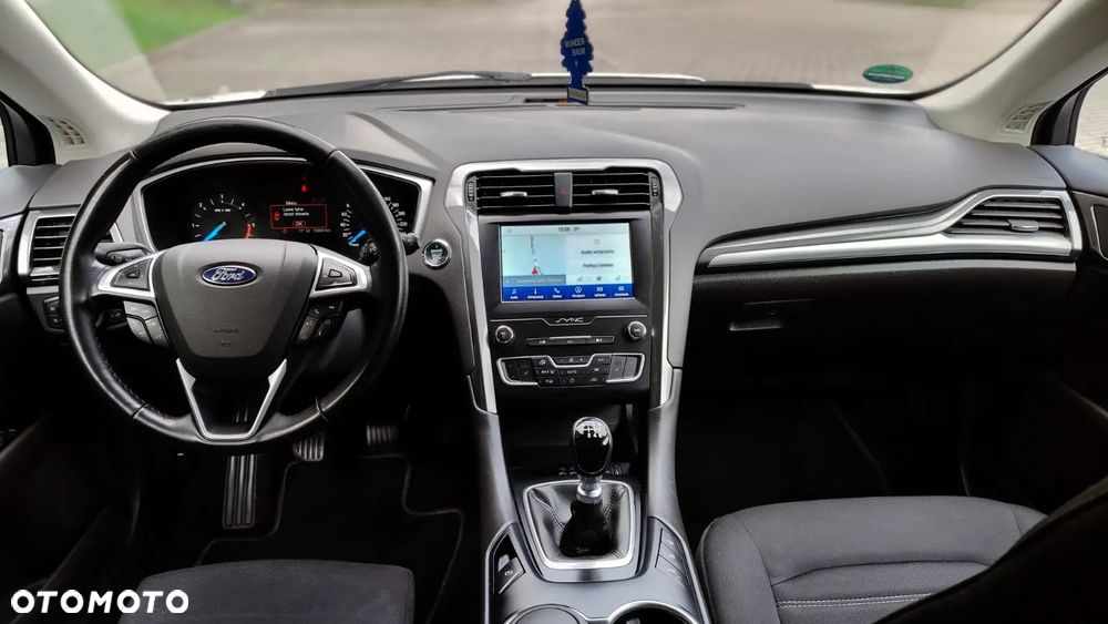 Ford Mondeo Turnier 2.0 EcoBlue Business Edition - 29