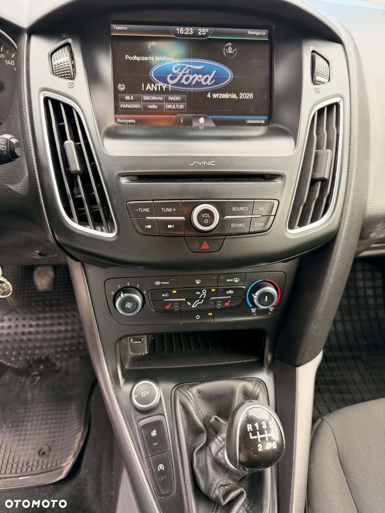 Ford Focus 2015 photo 3