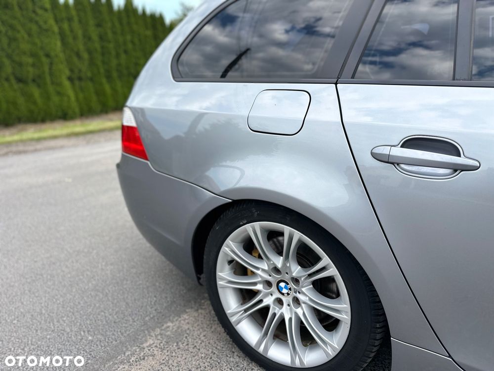 BMW Seria 5 530d Touring - 17