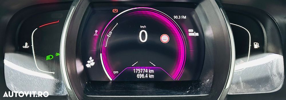 Renault Scenic BLUE dCi 120 BUSINESS EDITION - 29