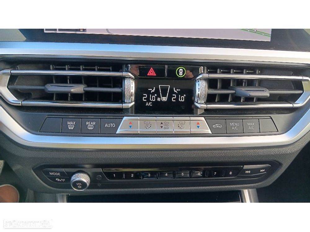 BMW 318 d Touring Auto - 20