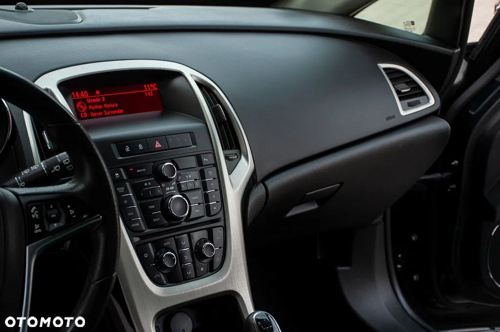 Opel Astra 1.4 Turbo Edition - 28