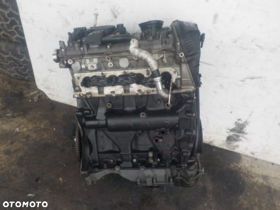 AUDI A5 8T 1.8 TFSI SILNIK CAB GOŁY SŁUPEK - 2