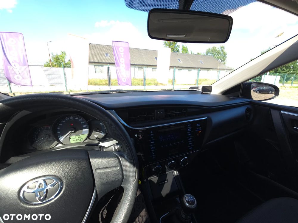 Toyota Corolla 1.6 Active - 28