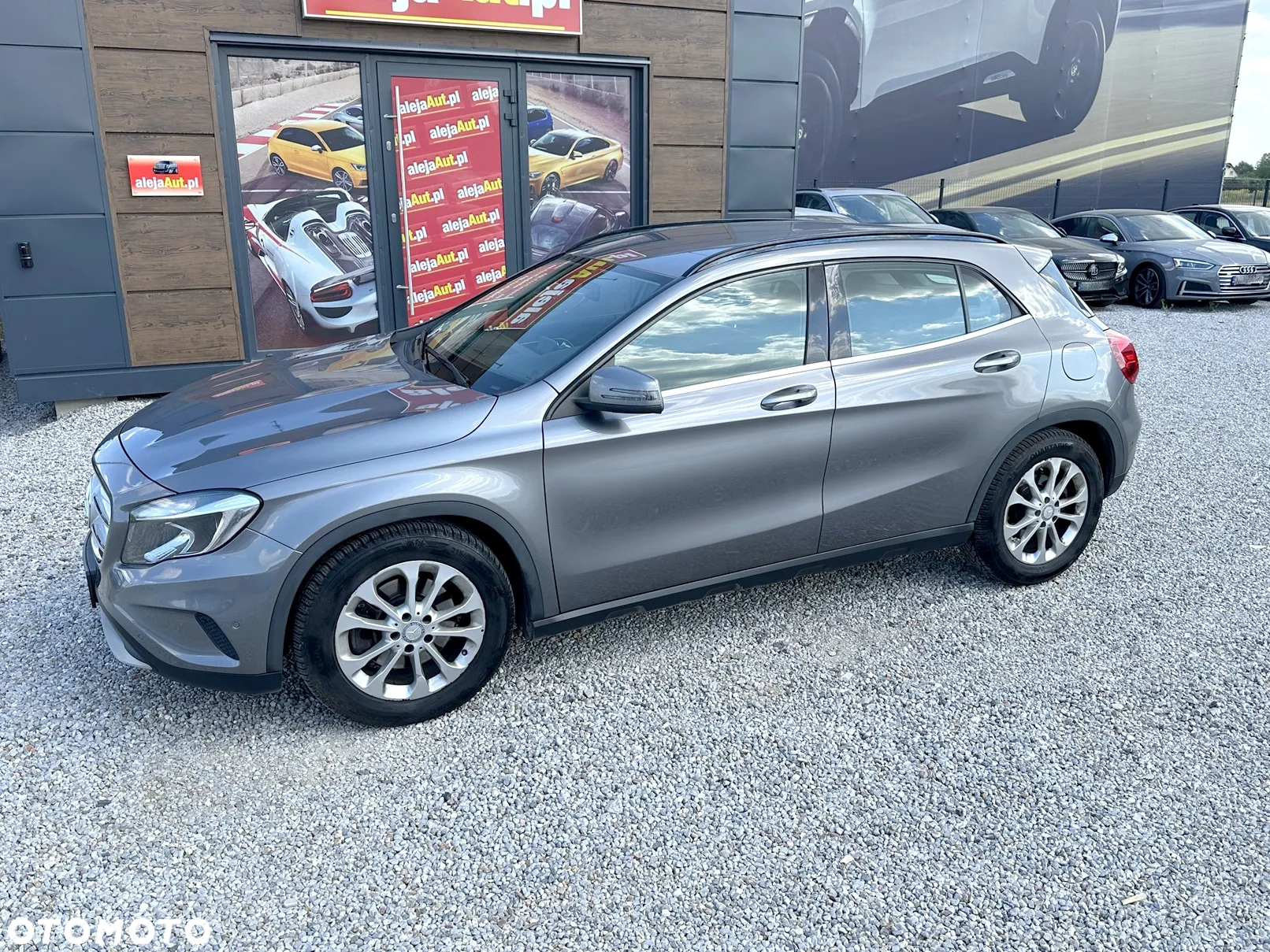 Mercedes-Benz GLA 250 4-Matic - 9