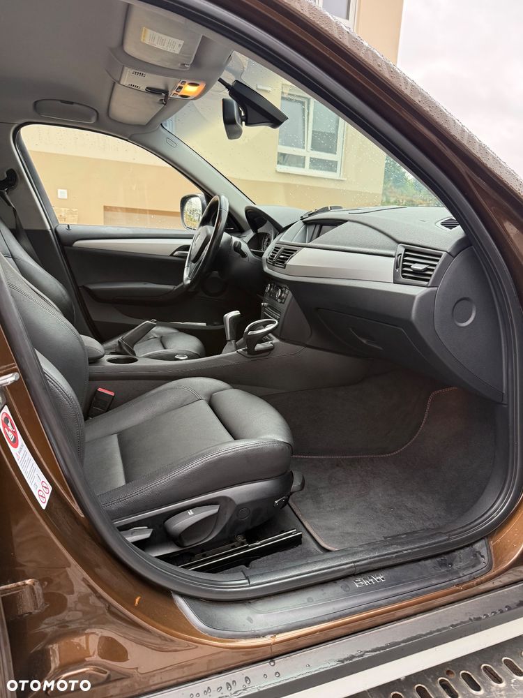 BMW X1 xDrive20d - 12