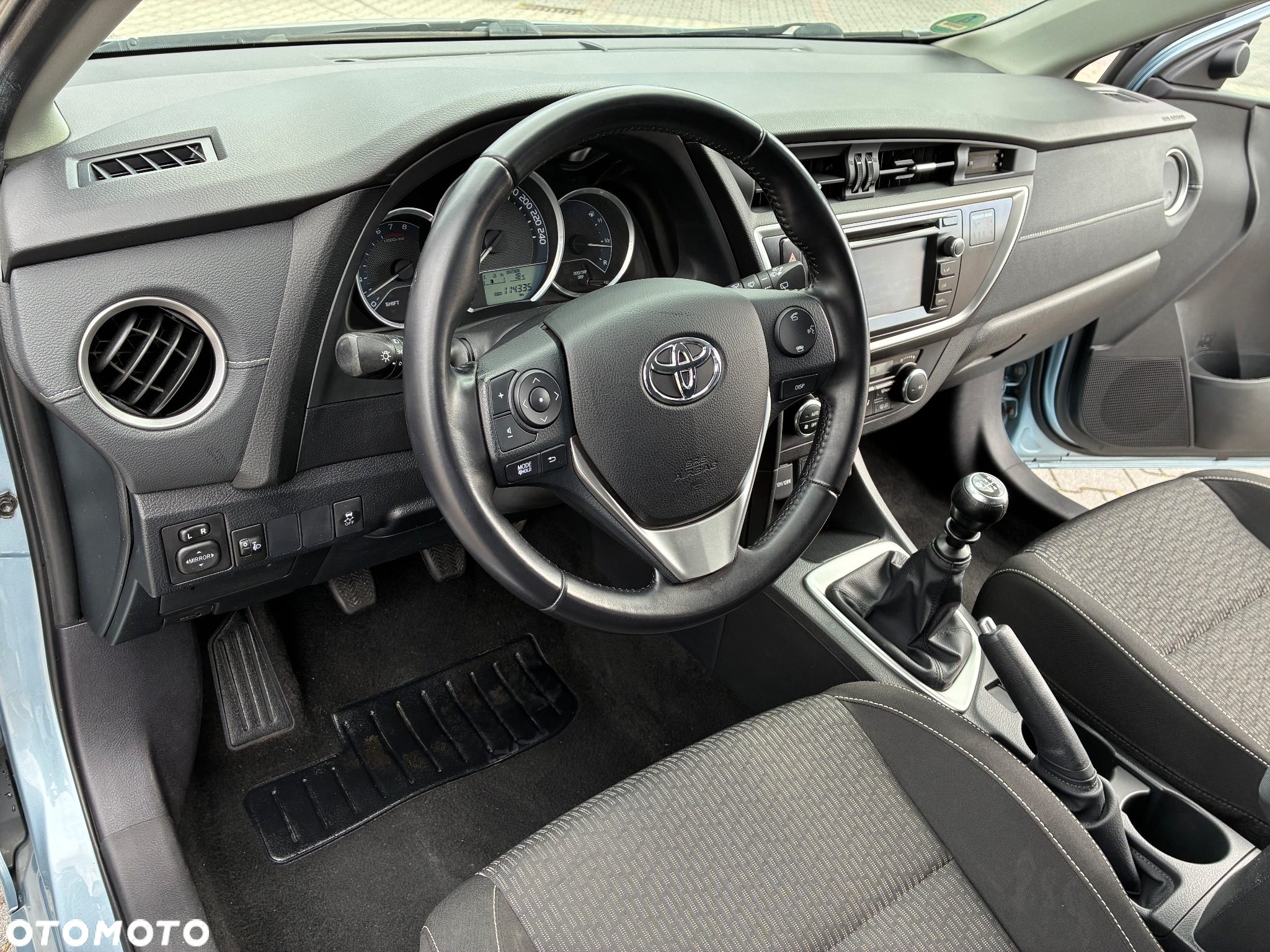 Toyota Auris - 9