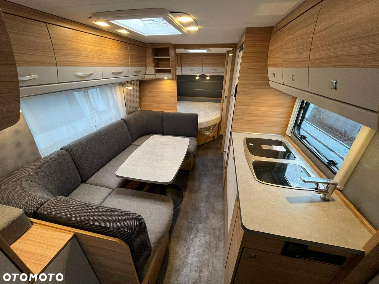 Dethleffs Camper 560 FMK - 9