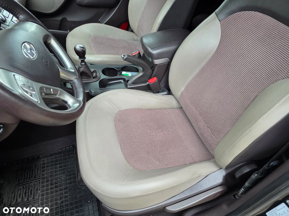 Hyundai ix35 - 26