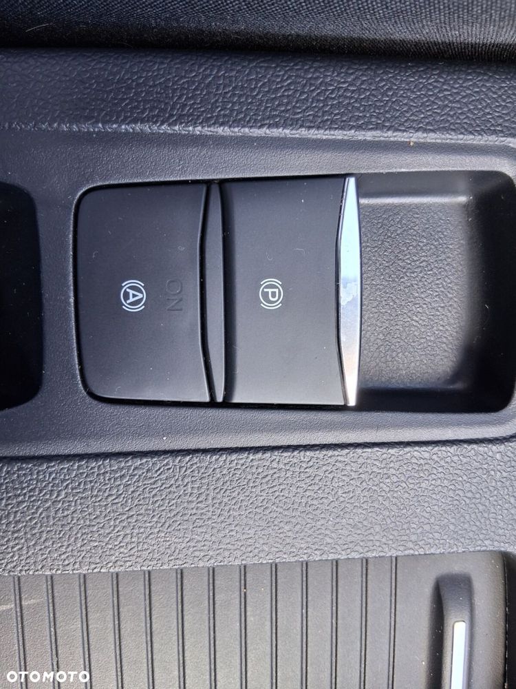 Ford Focus 1.5 EcoBoost Titanium - 23
